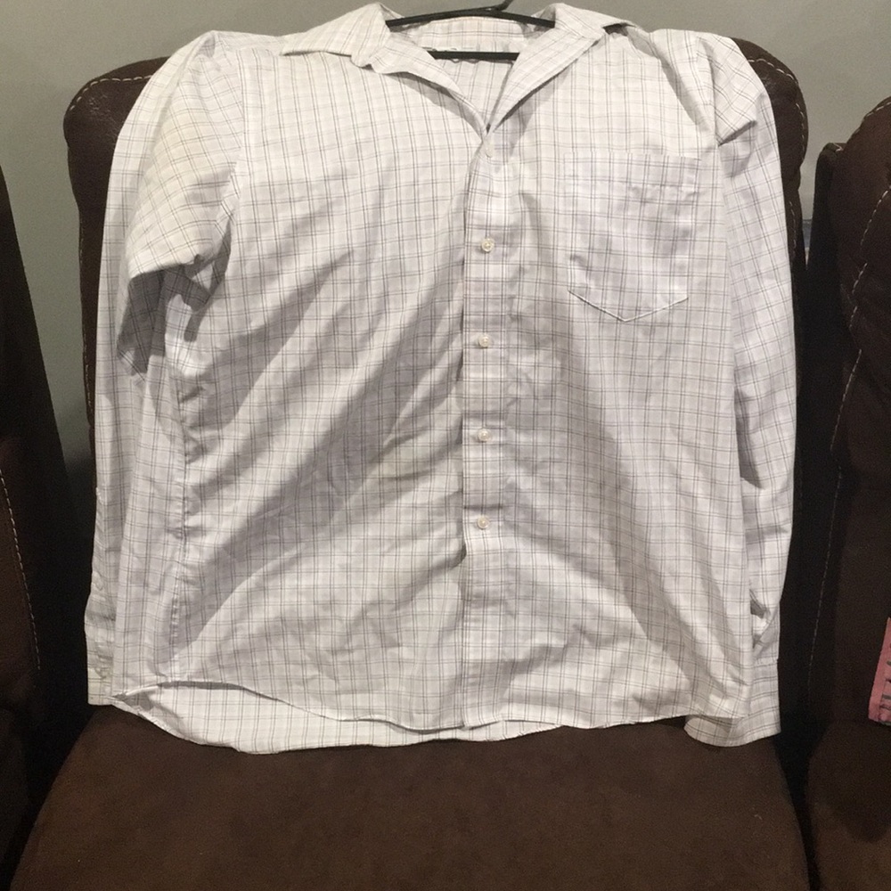 Men’s long sleeve button up